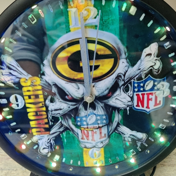 Green Bay Packers clock - Picture 1 of 12